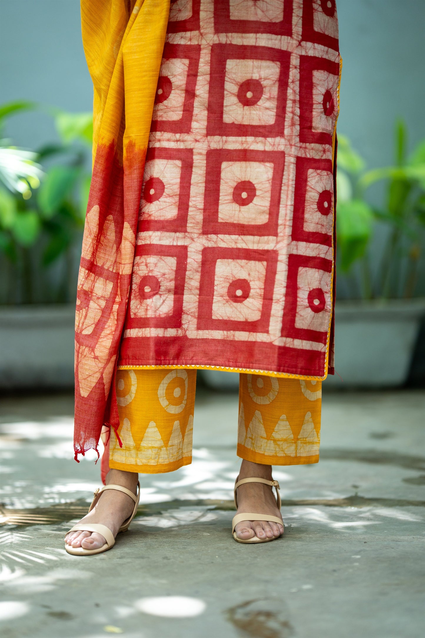 Vasundhara Bhagalpuri Silk Suit Set