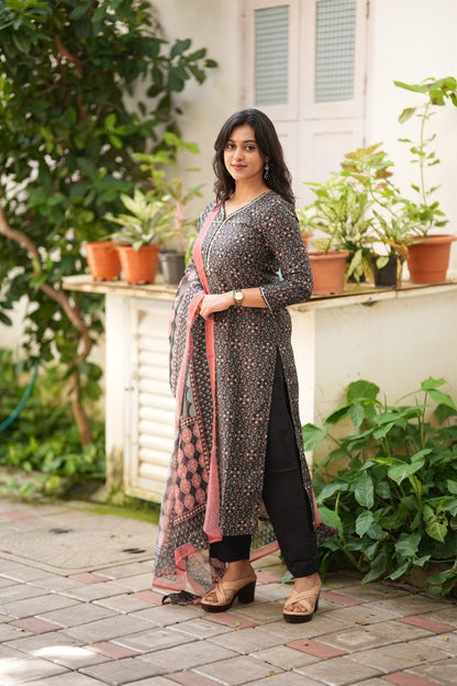 Ada Chanderi Printed Suit Set