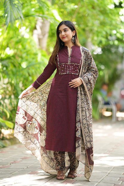 Maahi Kalamkari Cotton Suit Set